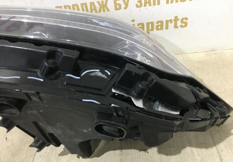 Фара левая Genesis G90 LED рестайлинг 2019 oem 92101D2500