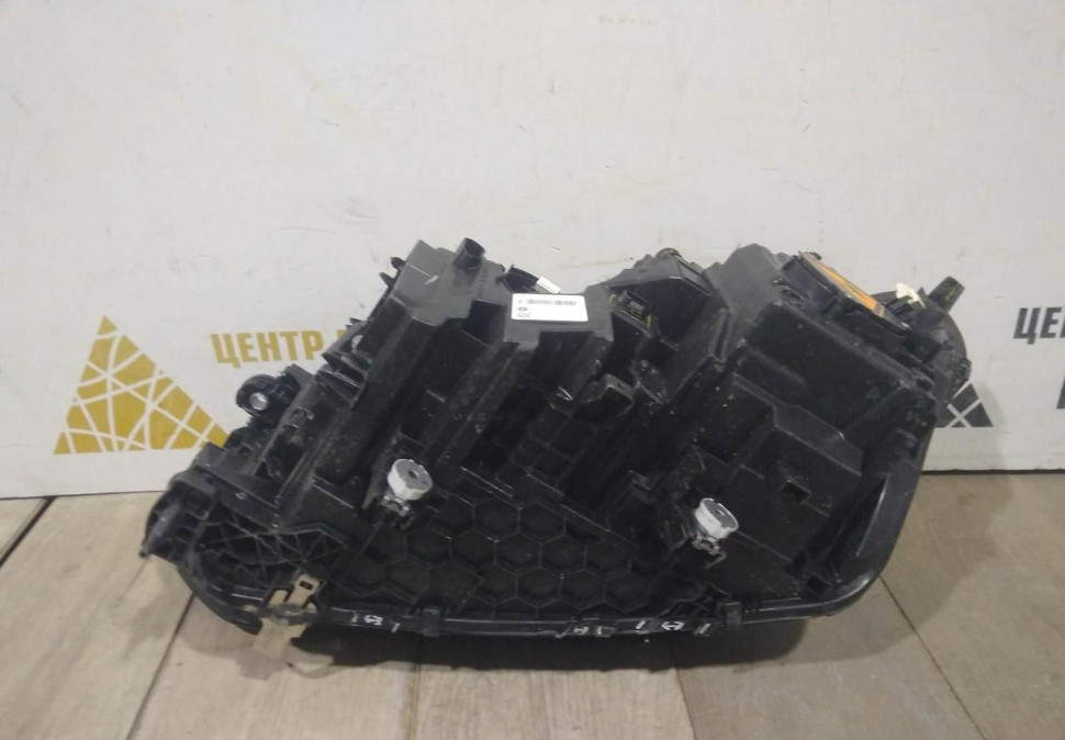 Фара лазерная правая бу BMW X5 G05 OEM 63119850426 Фара лазерная правая бу BMW X5 G05 OEM 63119850426