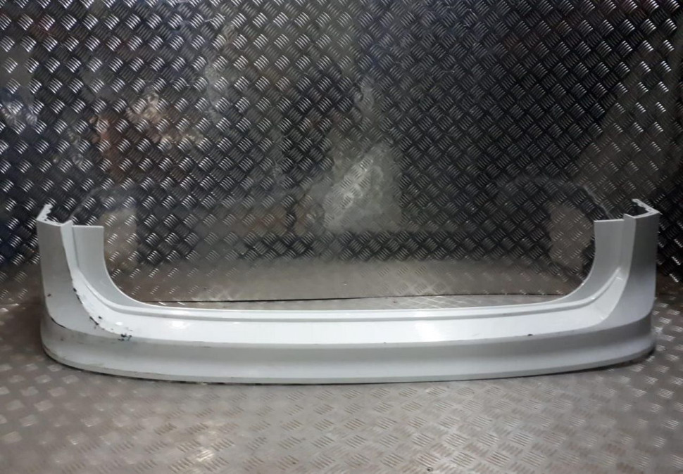 Бампер задний Volkswagen Tiguan 2 oem 5NR807421