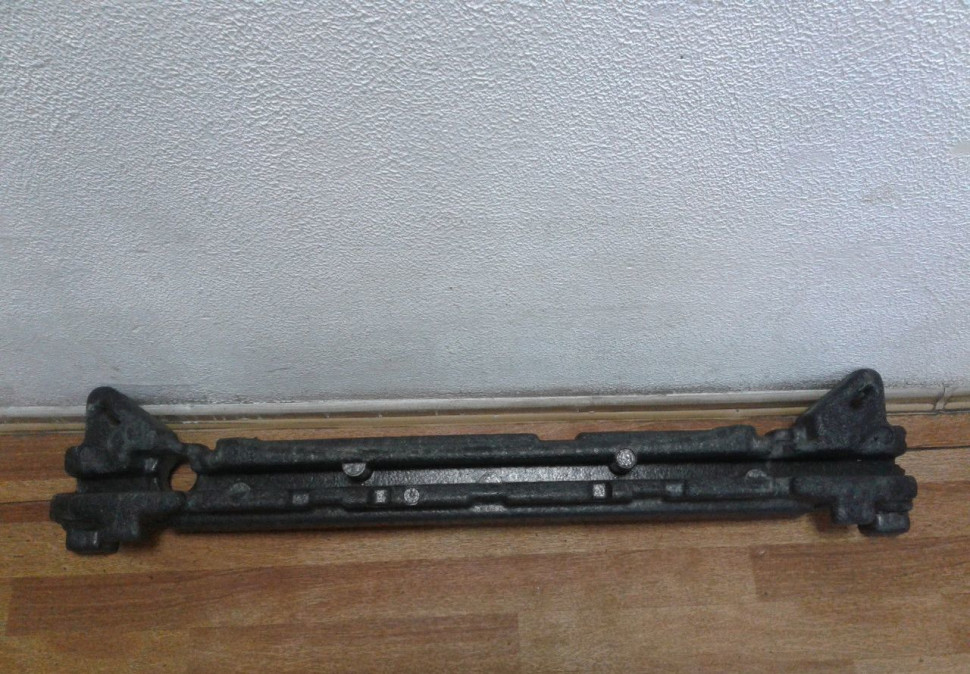 Абсорбер переднего бампера Hyundai Tucson 3 oem 86520d7000