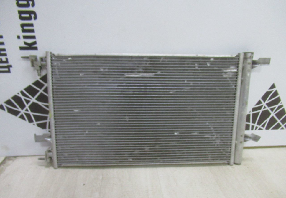 Радиатор кондиционера Chevrolet Cruze Oem 13377763