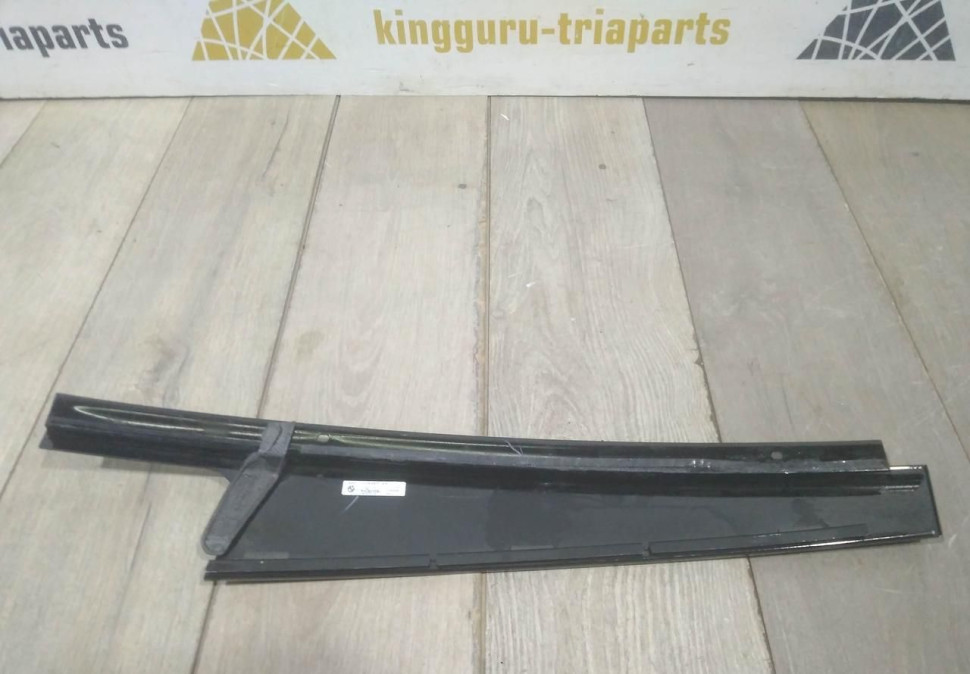 Накладка стойки задней левой двери бу BMW X5 G05 OEM 51357429389 Накладка стойки задней левой двери бу BMW X5 G05 OEM 51357429389