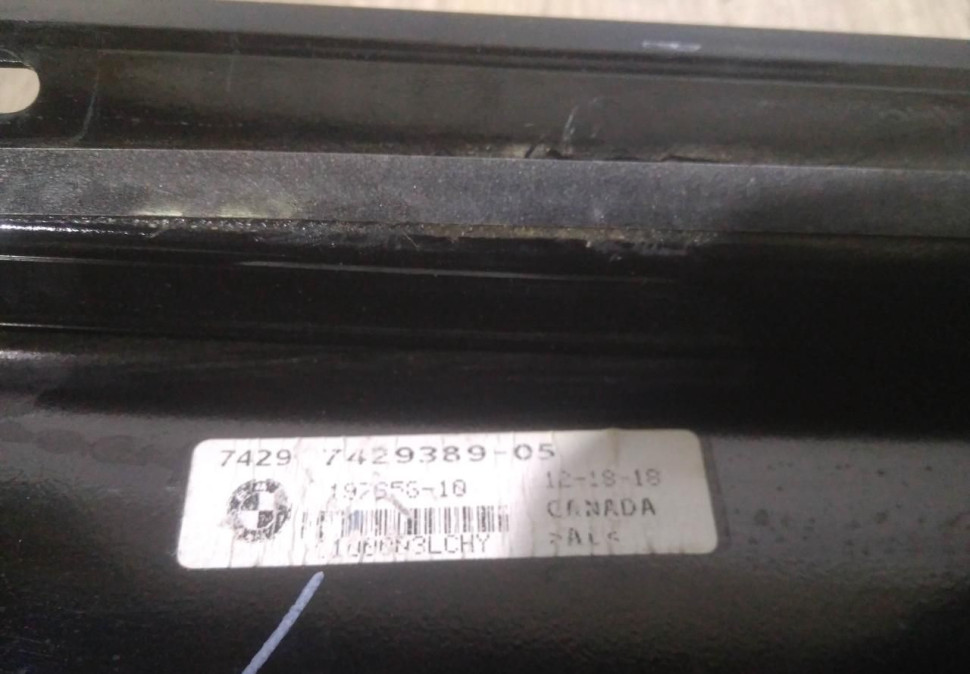Накладка стойки задней левой двери бу BMW X5 G05 OEM 51357429389 Накладка стойки задней левой двери бу BMW X5 G05 OEM 51357429389