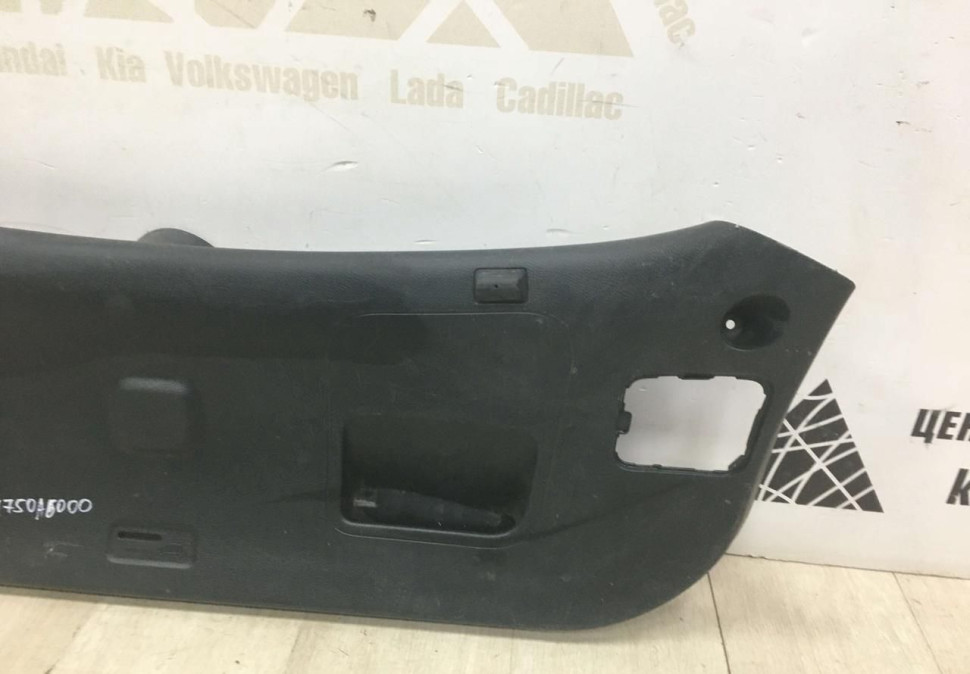 Обшивка крышки багажника Hyundai I30 OEM 81750A6000 Обшивка крышки багажника Hyundai I30 OEM 81750A6000