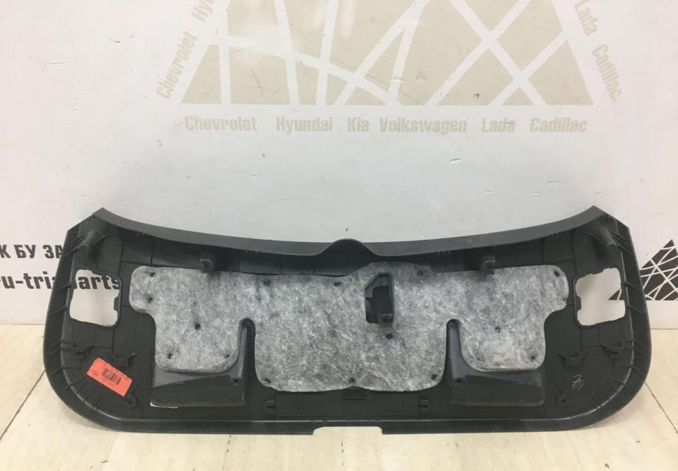 Обшивка крышки багажника Hyundai I30 OEM 81750A6000 Обшивка крышки багажника Hyundai I30 OEM 81750A6000