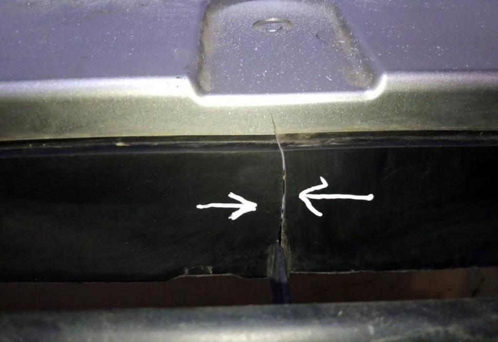 Бампер Nissan Qashqai J10 oem 62022BR10H (скл-3) Бампер Nissan Qashqai J10 oem 62022BR10H (скл-3)