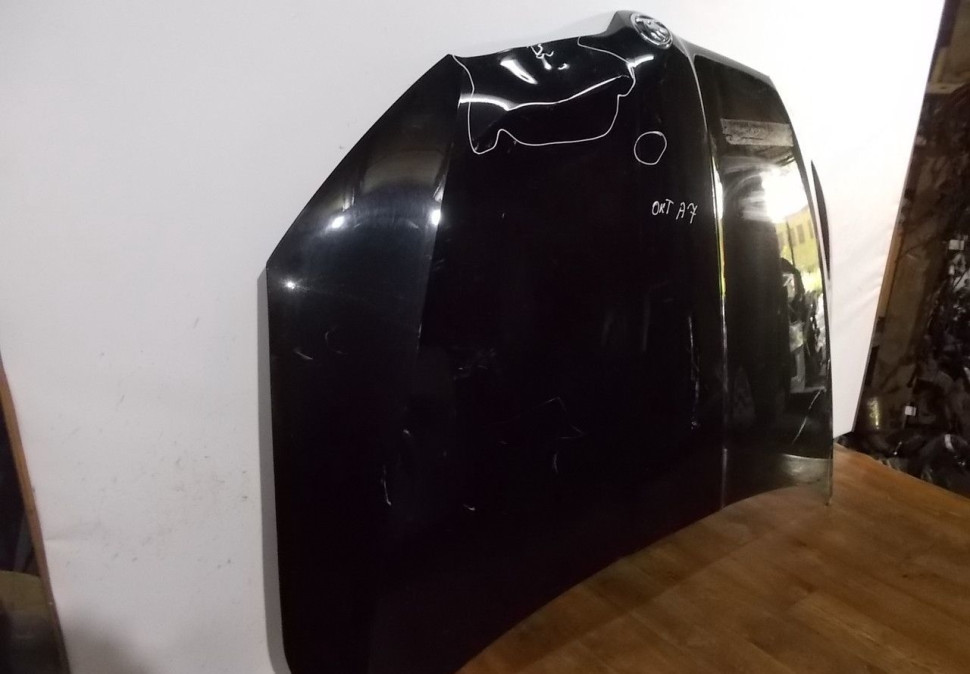 Капот бу Skoda Octavia A7 OEM 5E0823031
