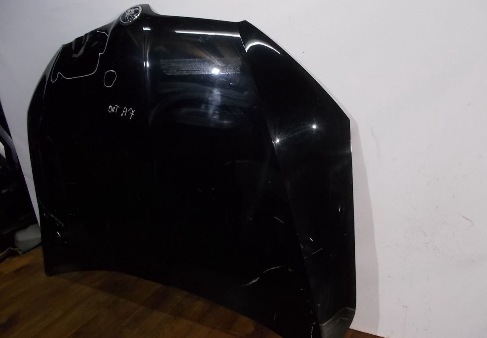 Капот бу Skoda Octavia A7 OEM 5E0823031 Капот бу Skoda Octavia A7 OEM 5E0823031
