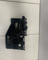Кронштейн заднего бампера правый  Volkswagen Tiguan 2 oem 5nr807394