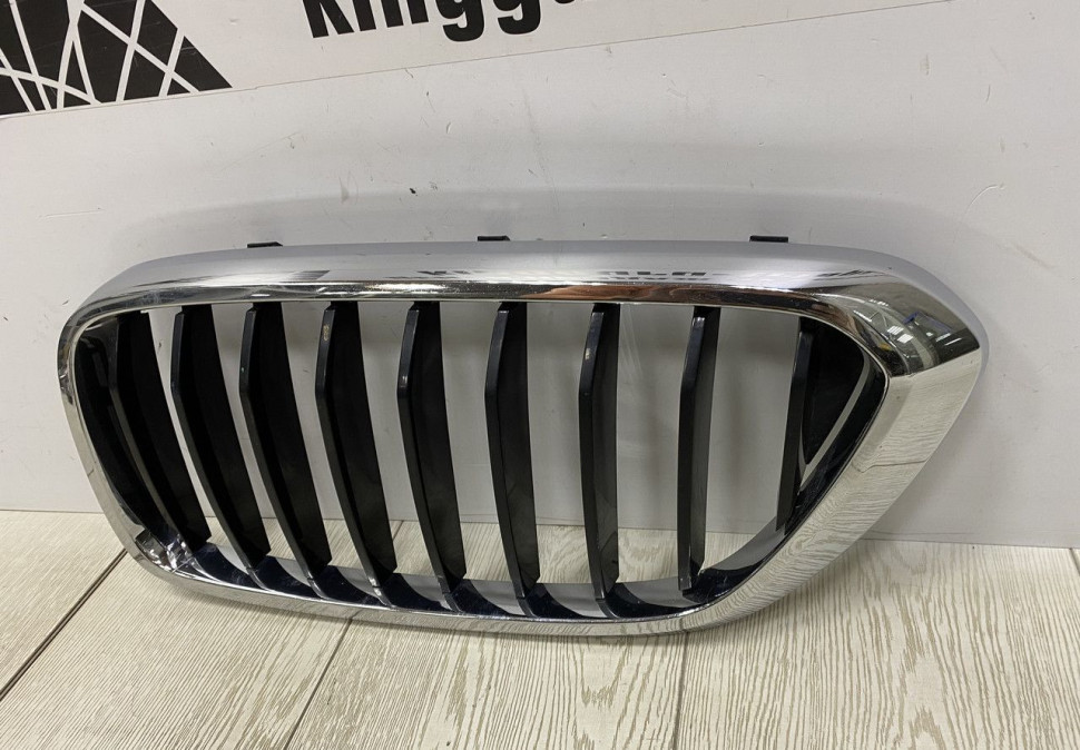 Решетка радиатора левая BMW 6 G32 OEM 51137412421 Решетка радиатора левая BMW 6 G32 OEM 51137412421
