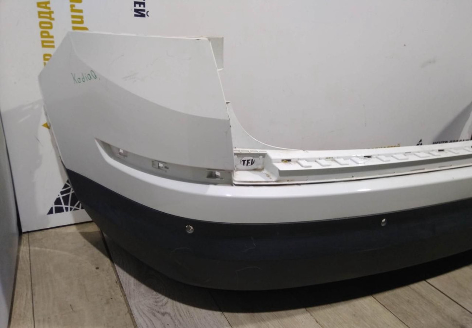 Бампер задний бу Skoda Kodiaq OEM 565807421