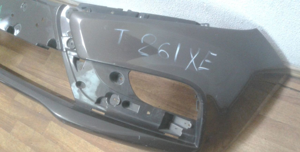 Бампер передний Lada Vesta oem 8450006666 (трещина) (скл-3) Бампер передний Lada Vesta oem 8450006666 (трещина) (скл-3)