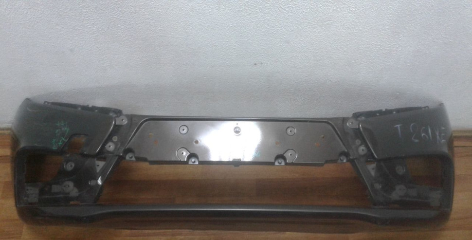 Бампер передний Lada Vesta oem 8450006666 (трещина) (скл-3)