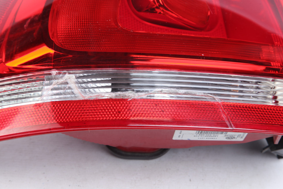 Фонарь левый Volkswagen Touareg 2 2010-2018 oem 7P6945095F