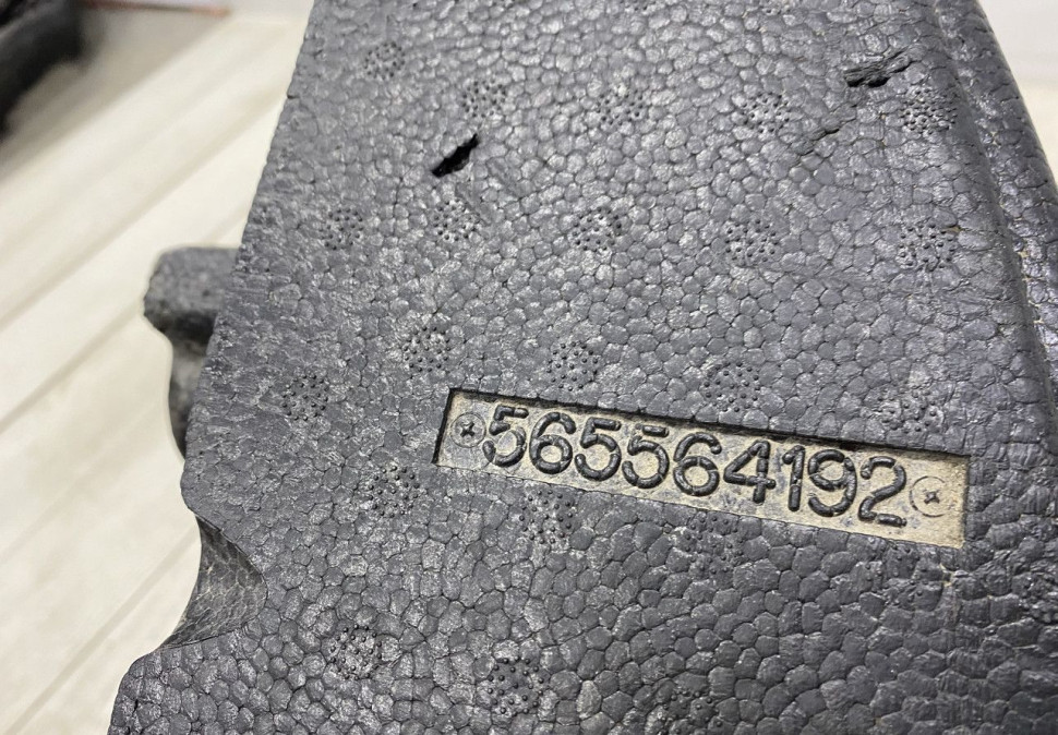 Абсорбер заднего бампера Skoda Rapid 2 OEM 60U807251A Абсорбер заднего бампера Skoda Rapid 2 OEM 60U807251A