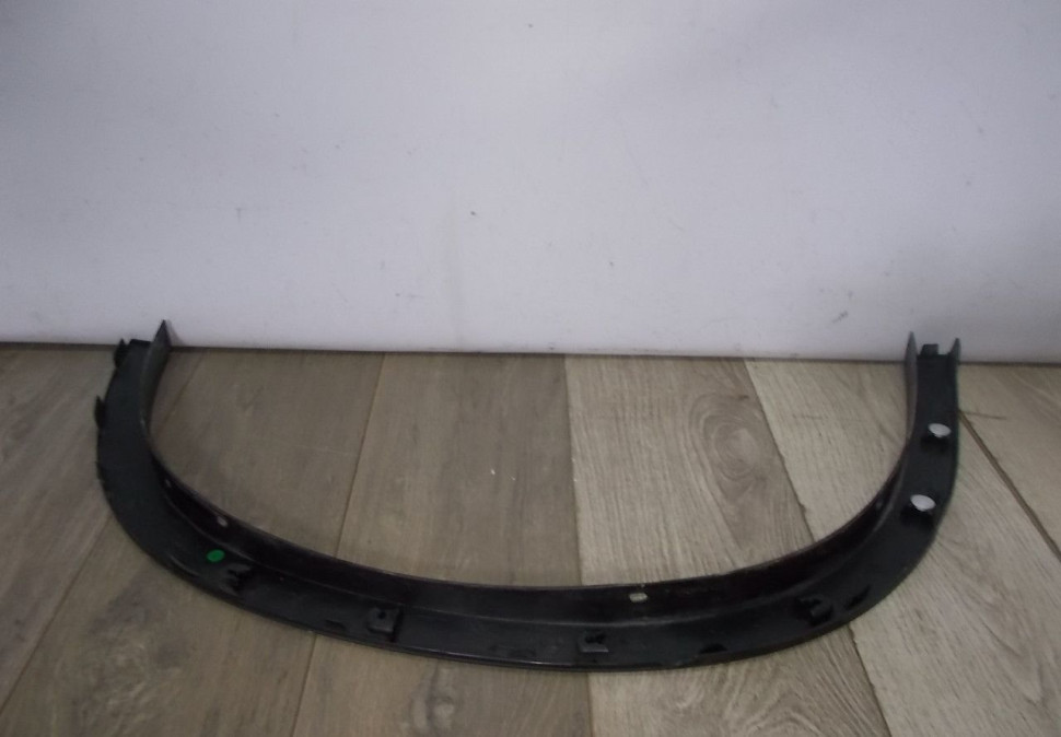 Молдинг крыла задний правый бу BMW X1 F48 OEM 51777332340