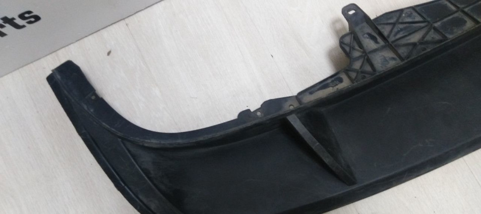 Спойлер заднего бампера Volkswagen Passat B7 11-14 oem 3AE807521A (скл-3) Спойлер заднего бампера Volkswagen Passat B7 11-14 oem 3AE807521A (скл-3)