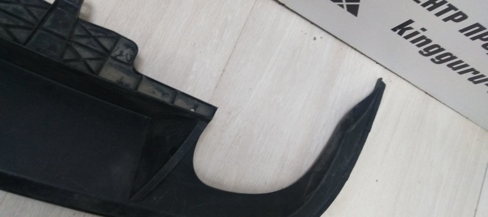 Спойлер заднего бампера Volkswagen Passat B7 11-14 oem 3AE807521A (скл-3) Спойлер заднего бампера Volkswagen Passat B7 11-14 oem 3AE807521A (скл-3)