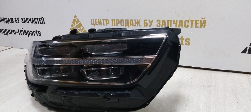 Фара правая LED Genesis G90 рестайлинг 2019 OEM 92102D2500 Фара правая LED Genesis G90 рестайлинг 2019 OEM 92102D2500