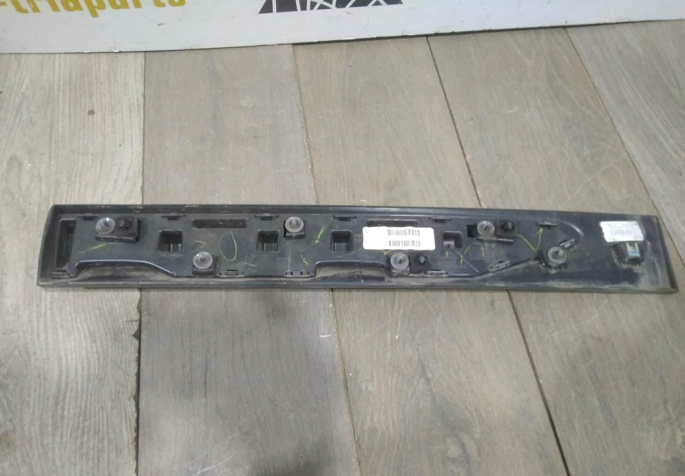 Молдинг двери задний правый бу BMW X3 G01 OEM 51137442802 Молдинг двери задний правый бу BMW X3 G01 OEM 51137442802