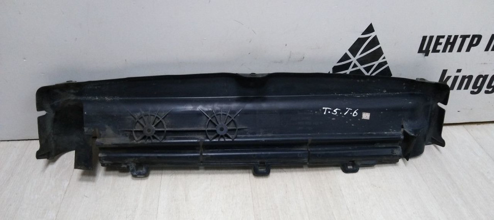 Пыльник переднего бампера Volkswagen Transporter T5 T6 (2009>) oem 7E0805962B