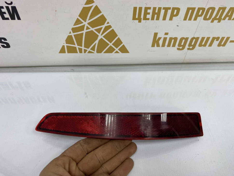 Отражатель бампера правый Volkswagen Jetta 6 oem 5c6945106 Отражатель бампера правый Volkswagen Jetta 6 oem 5c6945106