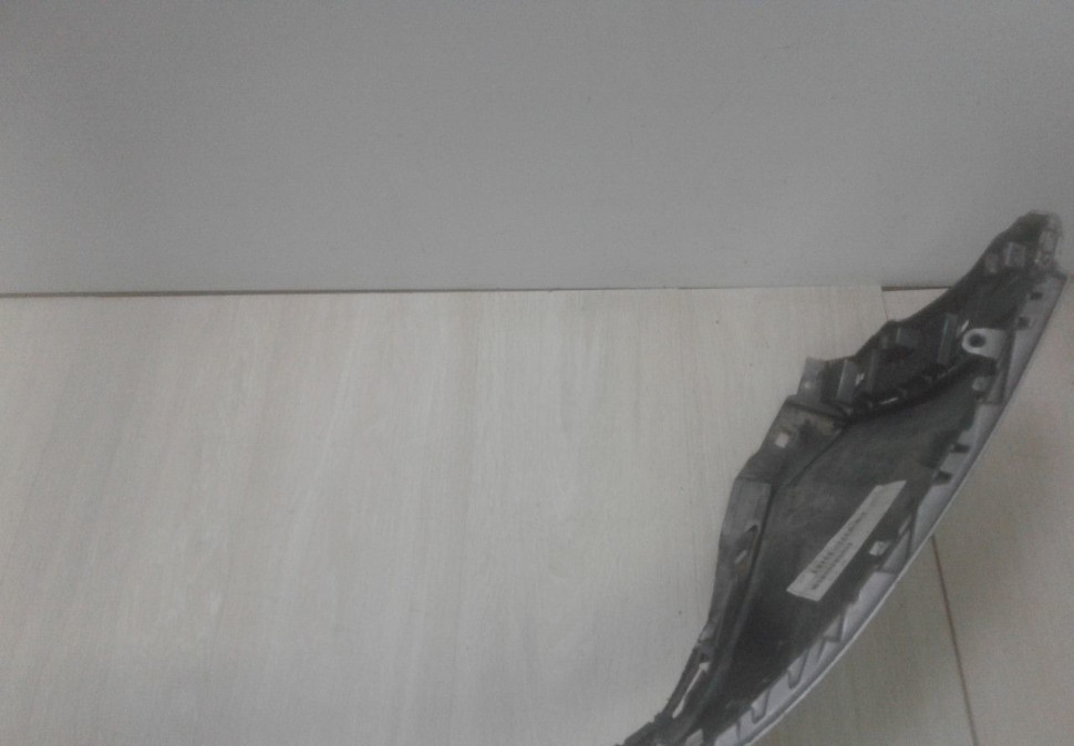 Бампер задний Volkswagen Tiguan 2 oem 5na807421 (трещина) Бампер задний Volkswagen Tiguan 2 oem 5na807421 (трещина)