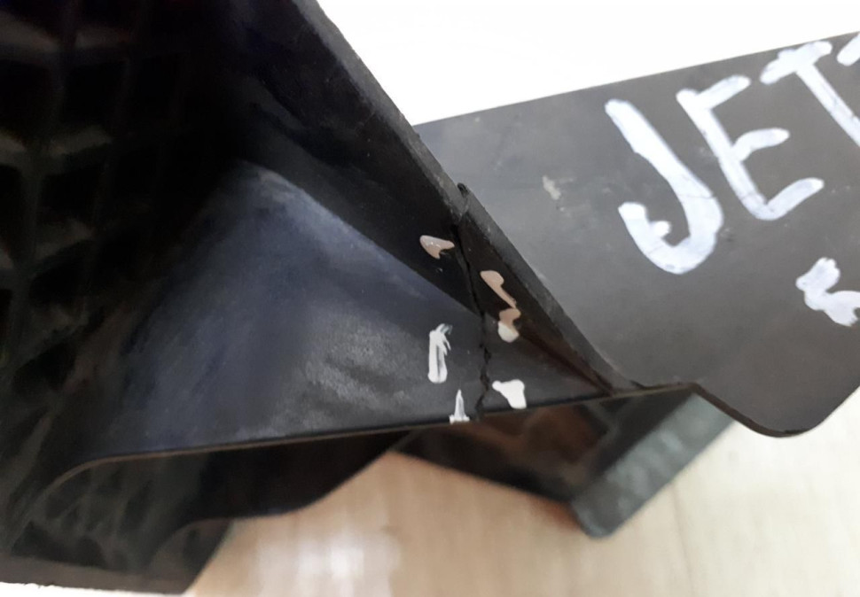 Кронштейн блока управления Volkswagen Jetta 6 oem 5c6971301