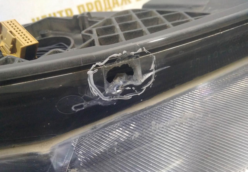 Фара ксенон левая бу Skoda Superb 3 OEM 3V1941015A Фара ксенон левая бу Skoda Superb 3 OEM 3V1941015A