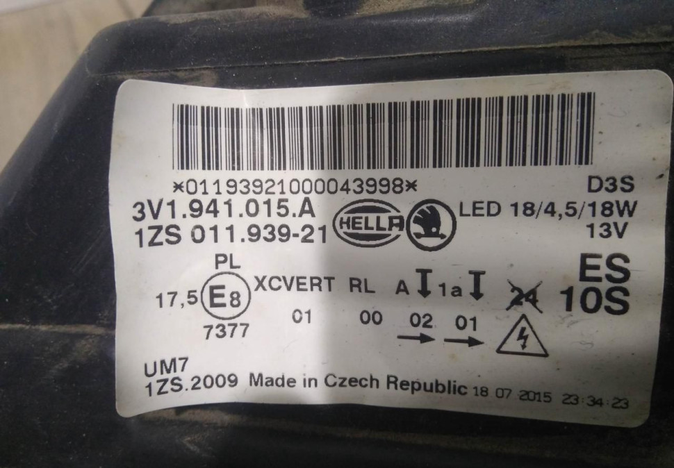 Фара ксенон левая бу Skoda Superb 3 OEM 3V1941015A Фара ксенон левая бу Skoda Superb 3 OEM 3V1941015A