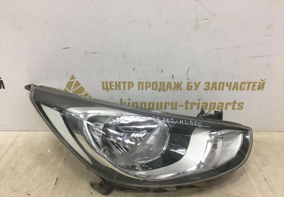 Фара правая Hyundai Solaris 1 2010 до рест oem 921024L000