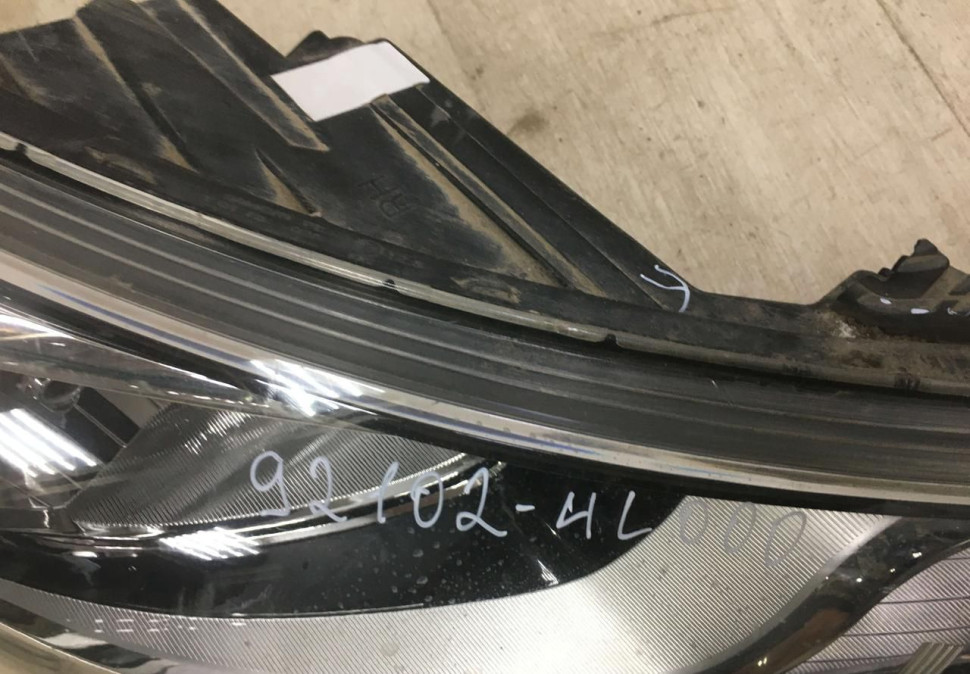 Фара правая Hyundai Solaris 1 2010 до рест oem 921024L000 Фара правая Hyundai Solaris 1 2010 до рест oem 921024L000