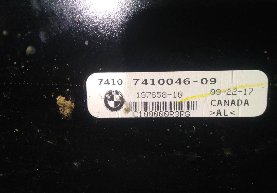 Накладка центральной стойки задней правой двери бу BMW X3 G01 OEM 51357410046 Накладка центральной стойки задней правой двери бу BMW X3 G01 OEM 51357410046