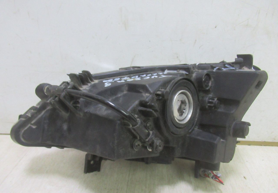 Противотуманная передняя правая Hyundai Tucson 3 oem 92202d7000
