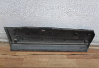 Молдинг двери задний левый Volkswagen Tiguan (11-16) сломаны крепления oem 5n0854949 (скл-3)