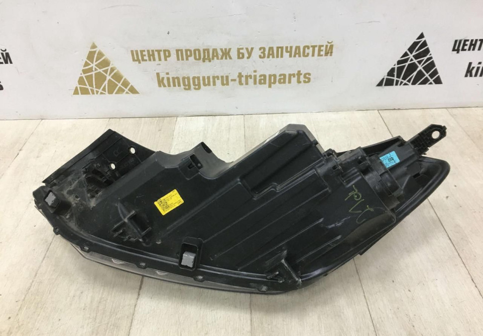 Фара правая LED Hyundai Tucson 3 рестайлинг 2018 OEM 92102D7700