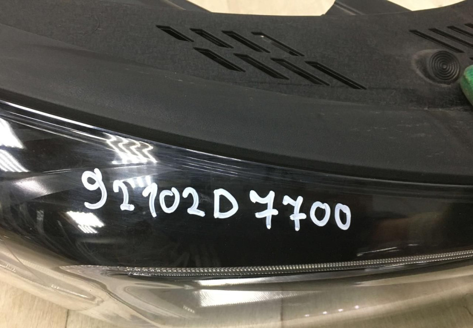 Фара правая LED Hyundai Tucson 3 рестайлинг 2018 OEM 92102D7700