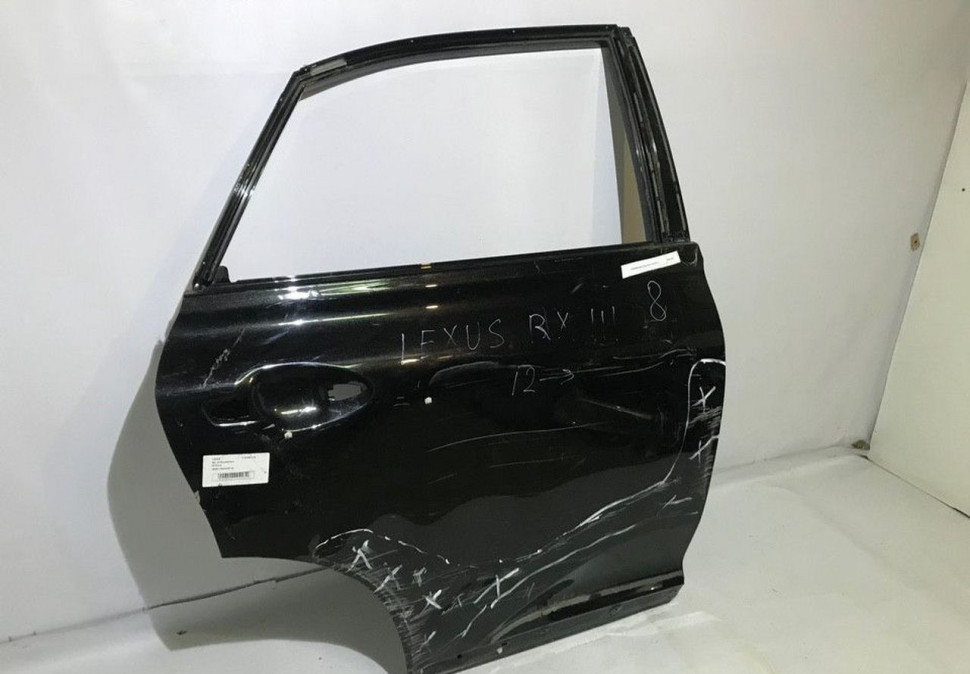 Дверь задняя правая Lexus RX 3 oem 6700348130 (скл-3) Дверь задняя правая Lexus RX 3 oem 6700348130 (скл-3)