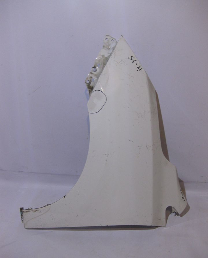 Крыло переднее левое Hyundai IX35 (вмятина) (скл-3) Крыло переднее левое Hyundai IX35 (вмятина) (скл-3)