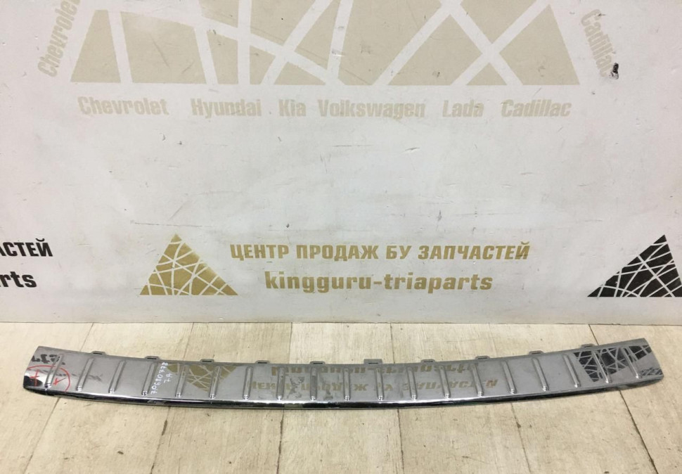 Накладка заднего бампера Volkswagen Touareg 2 NF 10-18 oem 7P6807787A