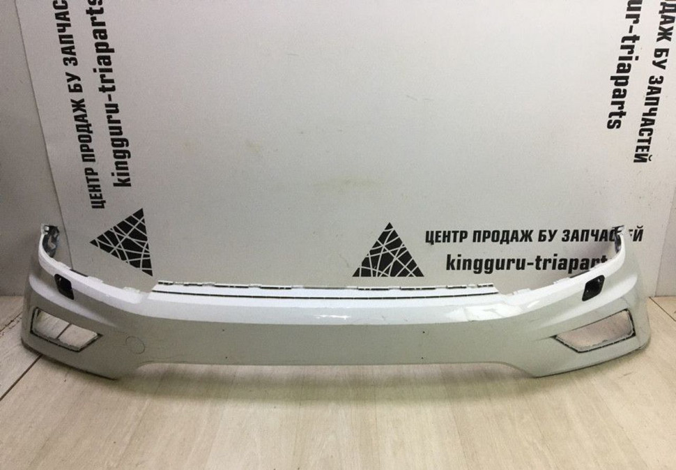 Бампер передний Volkswagen Tiguan 2 oem 5NR807221