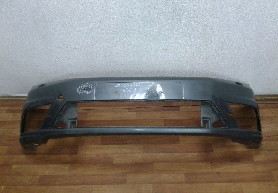 Бампер передний Volkswagen Caddy 4 oem 2k5807221 (трещина) Бампер передний Volkswagen Caddy 4 oem 2k5807221 (трещина)