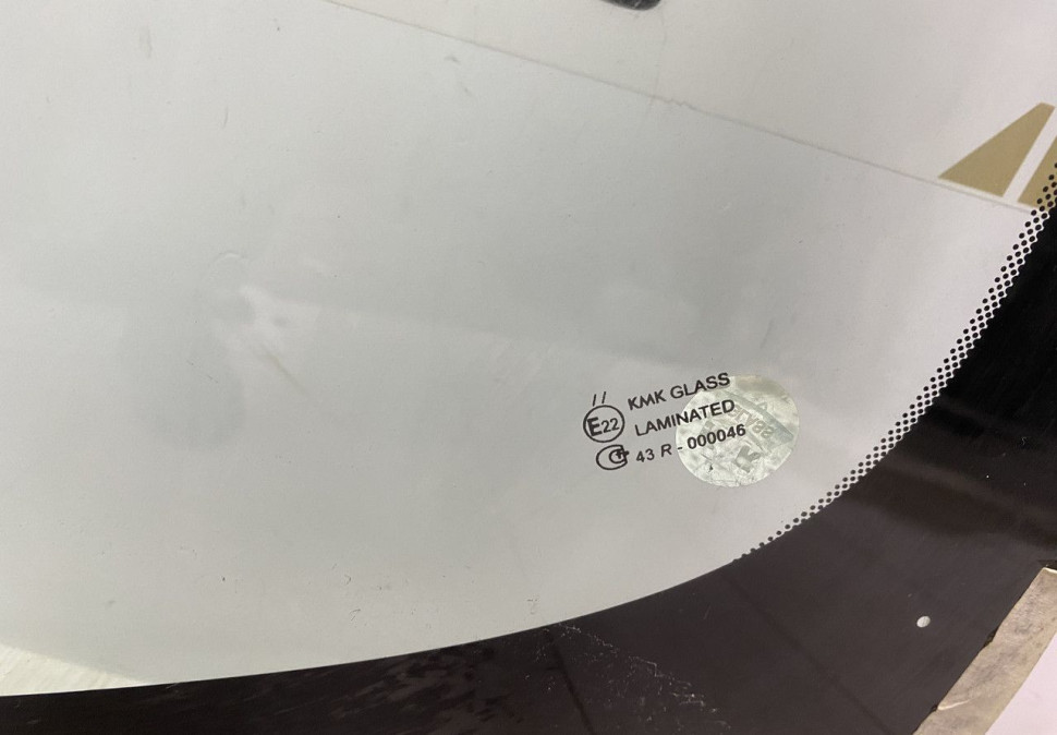Лобовое стекло Hyundai IX35 2010-2015 Лобовое стекло Hyundai IX35 2010-2015
