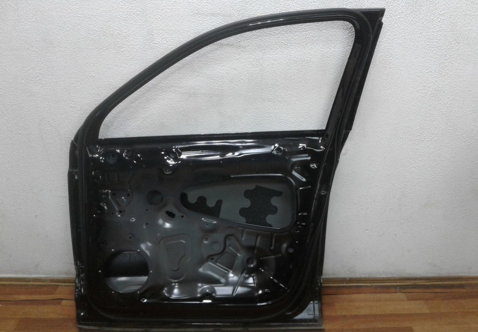 Дверь передняя правая Volkswagen Tiguan 2 oem 5NA831056K (вмятина) (скл-3) Дверь передняя правая Volkswagen Tiguan 2 oem 5NA831056K (вмятина) (скл-3)