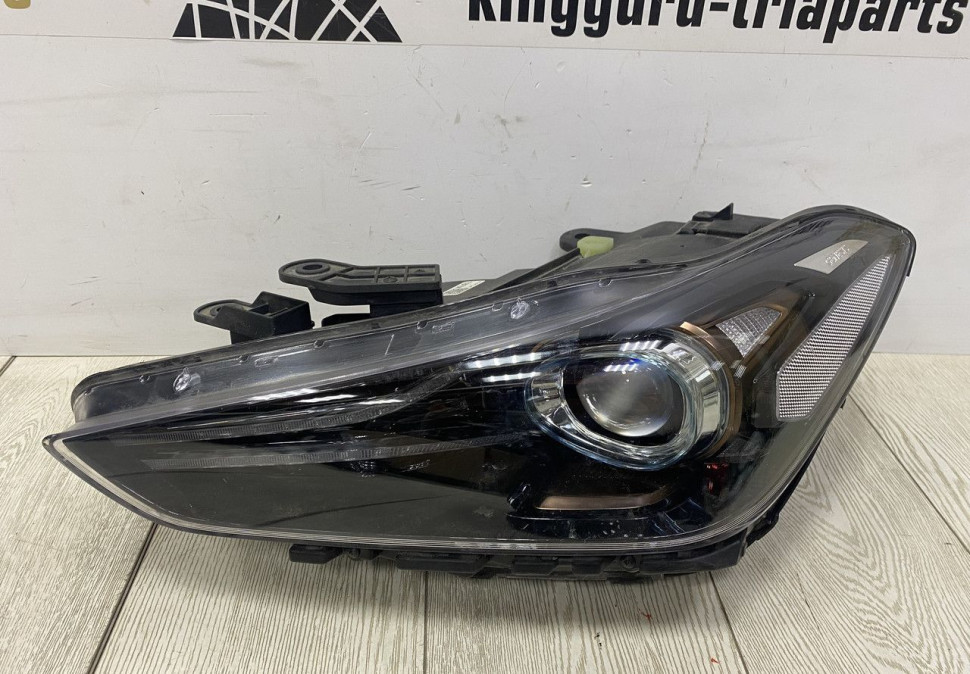 Фара левая Genesis G70 LED 2017 oem 92101G9130 Фара левая Genesis G70 LED 2017 oem 92101G9130