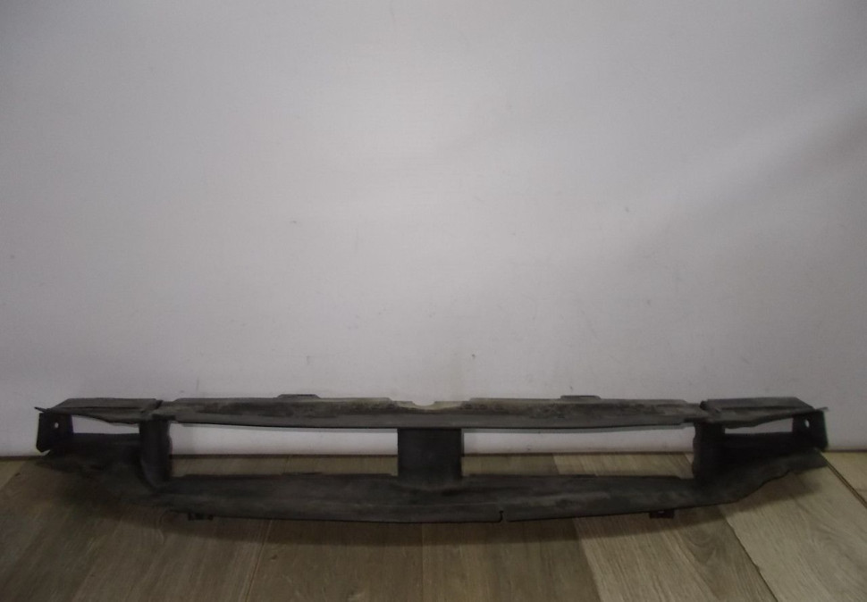 Воздуховод радиатора нижний бу BMW 7 G11 OEM 51647358194 Воздуховод радиатора нижний бу BMW 7 G11 OEM 51647358194