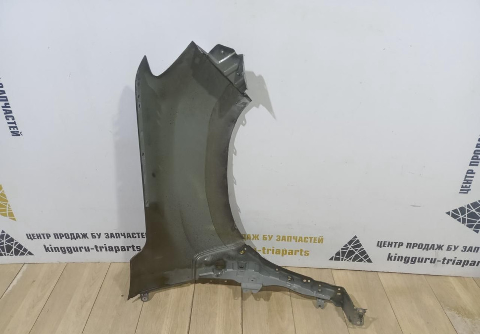 Крыло переднее левое бу Renault Duster 2