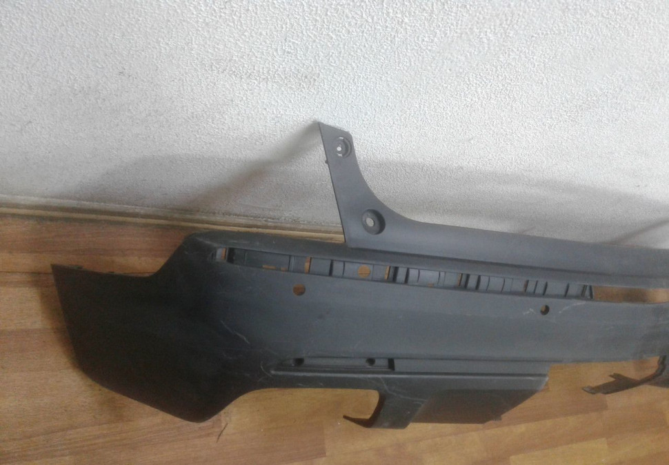 Бампер задний Cadillac XT5 oem 84102921 (скл-3) Бампер задний Cadillac XT5 oem 84102921 (скл-3)