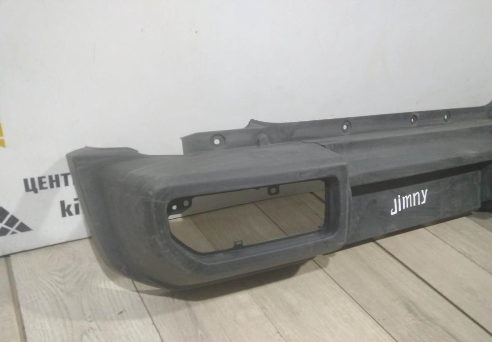 Бампер задний бу Suzuki Jimny FF OEM 7181178R10 Бампер задний бу Suzuki Jimny FF OEM 7181178R10