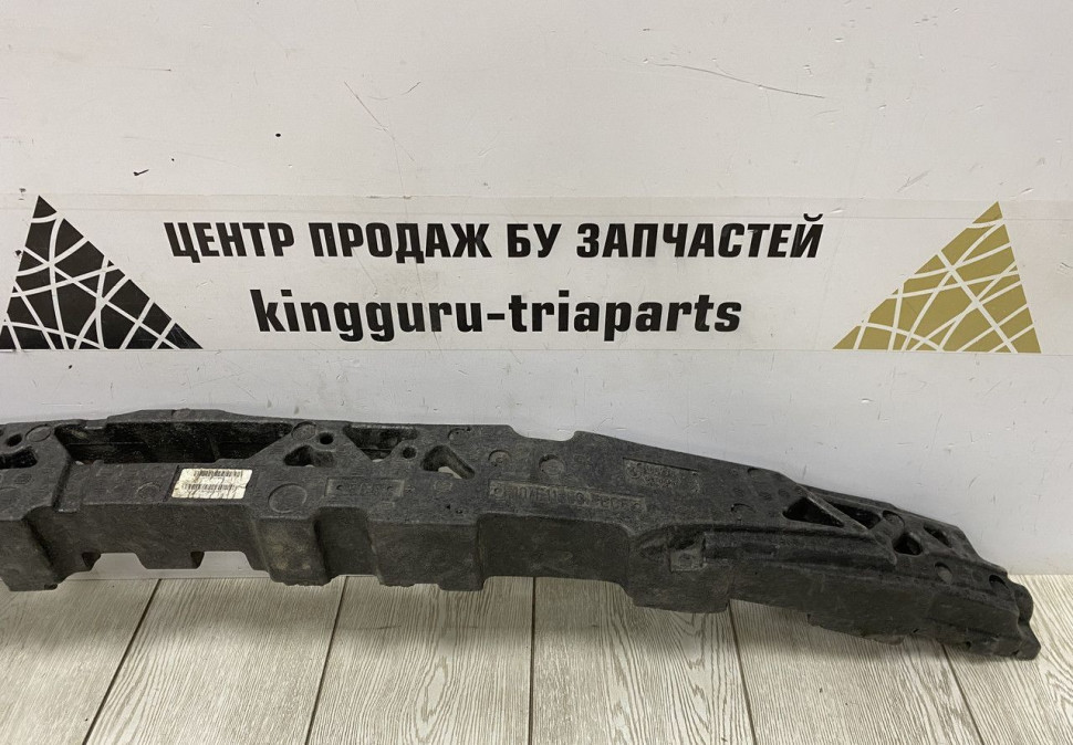Абсорбер переднего бампера BMW 5 F10 OEM 51117331748 Абсорбер переднего бампера BMW 5 F10 OEM 51117331748